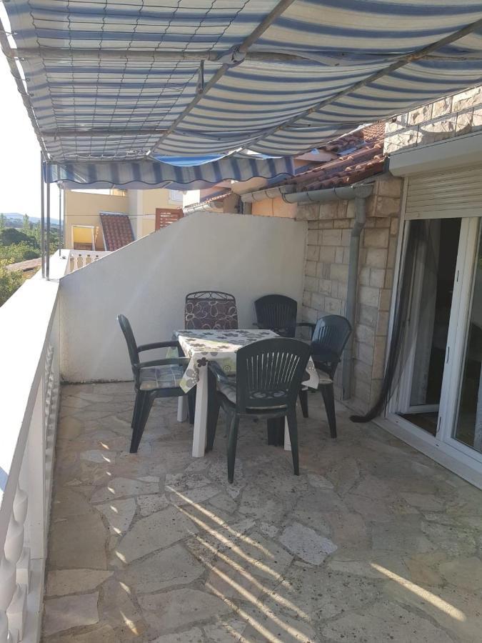 Apartments And Rooms With Parking Space Jezera, Murter - 5082 Экстерьер фото